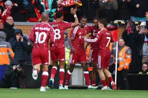 2连胜升第4!利物浦2-0终结布莱顿4连胜 维尔茨造乌龙伊萨克建功