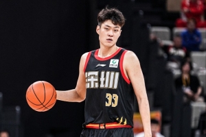 教练真敢用啊！王浩然复出首秀打满40分钟15中5拿下13分5板3助