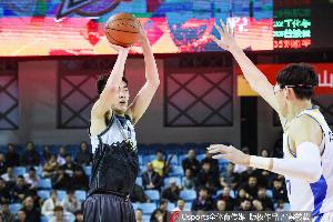 也算奇观了！吉林四川半场双方5名国内首发合计出手1次 均未得分
