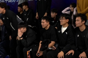 超三联赛逆天翻盘 场下是什么反应