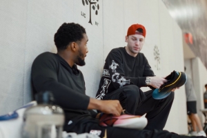 知名训练师：米切尔大学前我就见识了他的天赋 如今他已是NBA巨星