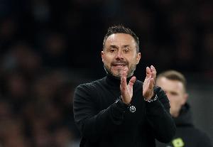 英媒：破咒之夜！热刺客场2-0切尔西，德泽尔比重塑球队信念